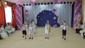 Танец малышей на выпускном 2021 в детском саду