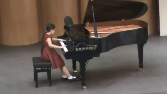 Schumann - Album Leaves Op. 124 performed by Yali Levy Schwartz (7 years old) смотреть онлайн