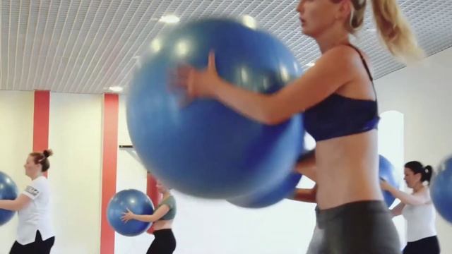 FITBALL FUNCTIONAL training super fitness class by IRYNA BUIKO смотреть онлайн