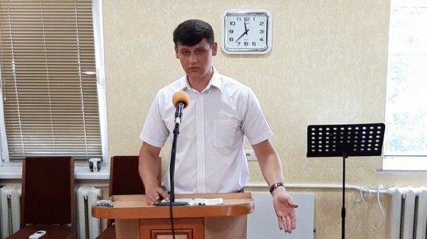 Во тьме и мраке, совершенно уповай на Бога - Владислав Довыденко | Проповедь