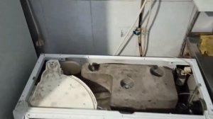 Ремонт бытовой техники.Стиральная машинка индезит ARUSL105, не разборный бак,замена подшипников.