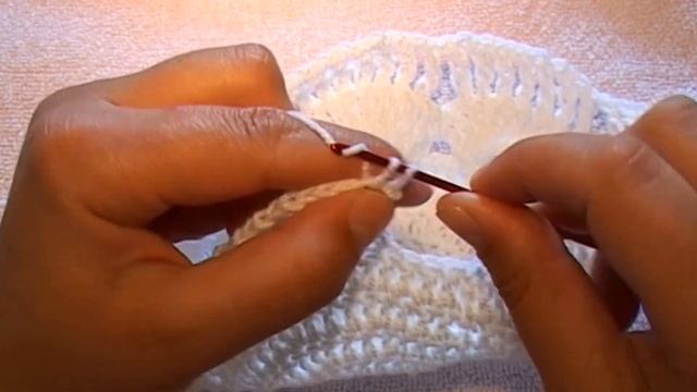 шапочка - чепчик для новорожденного, вязание крючком