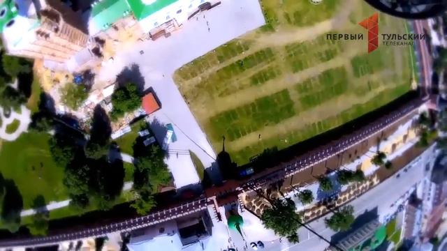 Установка шпиля колокольни Успенского собора смотреть онлайн