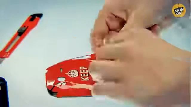 Наклейки на телефон от Skinon смотреть онлайн