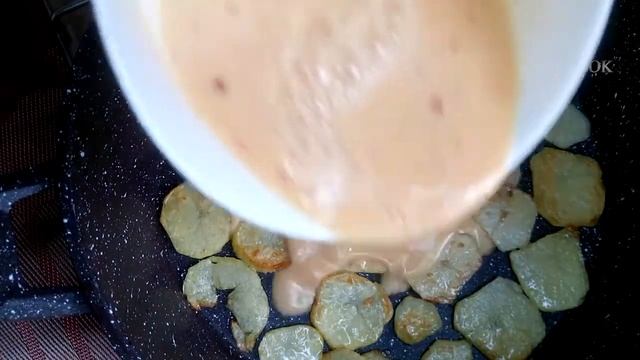 Жареный #картофель с яйцами fried #potatoes with eggs смотреть онлайн