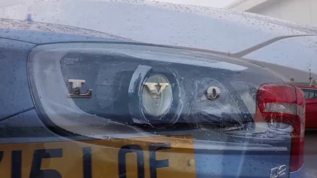 DX15LOF VOLVO S60 1 6 D2 SE LUX NAV 4d 113 BHP смотреть онлайн
