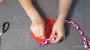 Коврик из остатков ткани и старых футболок.  Коврик своими руками.