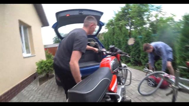 Заводим ЯВУ Спустя 9 Месяце Простоя в Гараже /видео на память смотреть онлайн