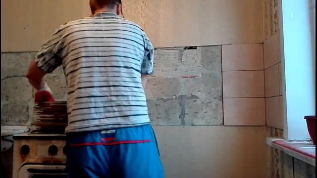 Демонтаж плитки на кухне. Квадратный метр за 3 минуты! смотреть онлайн