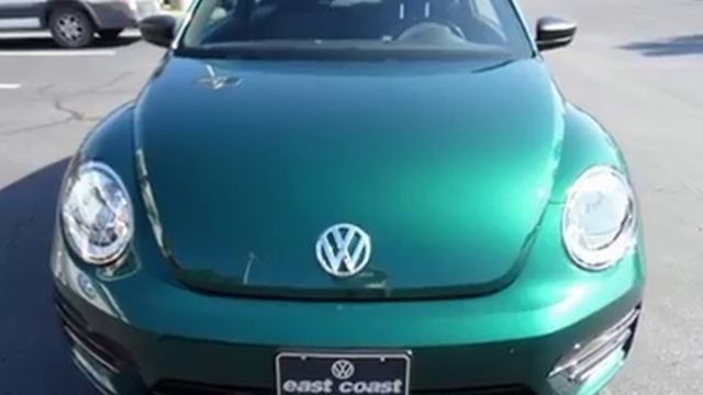 2017 Volkswagen Beetle 1.8T Classic Low Miles, 1 Owner смотреть онлайн