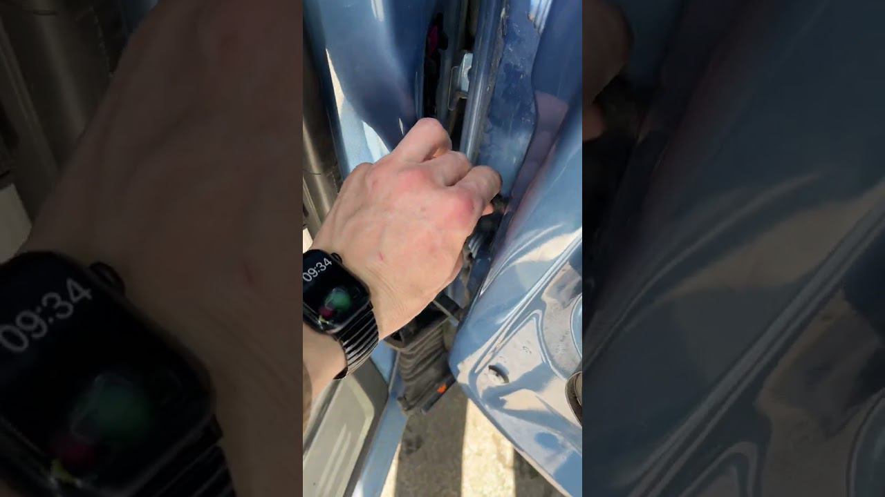 Почему не работает замок двери, стеклоподъемник VAG - Ремонт электропроводки Шкода