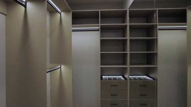 Обзор готового ремонта. Дизайнерская мебель. смотреть онлайн