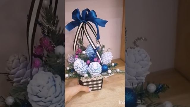 Новогодний букет из мыльных шишек смотреть онлайн