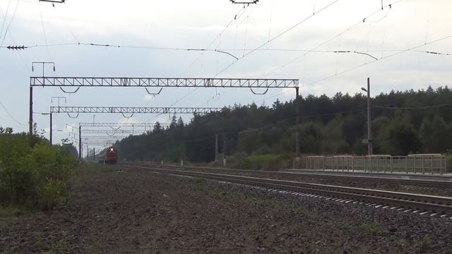 Электровоз ЧС4Т-503 с пассажирским поездом №341 Москва - Кишинев смотреть онлайн