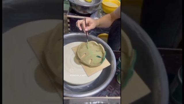 мастер классы по керамической лепке,гончарному делу, глазуровке изделий. создание авторской керамик смотреть онлайн
