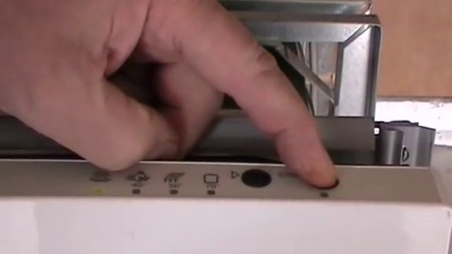 Whirlpool Diplomat CDA dishwasher F7 error code, not filling with water смотреть онлайн