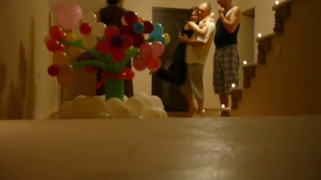 Спальня на чердаке. Сюрприз для девчонок. смотреть онлайн