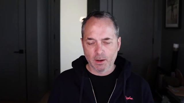 What is a Story? - Microsoft's Steve Clayton in Conversation with Vern Oakley смотреть онлайн