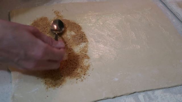 ШТРУДЕЛЬ ВИШНЕВЫЙ ИЗ СЛОЕНОГО ТЕСТА смотреть онлайн