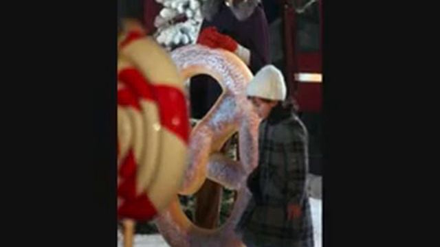 Merry Christmas From The Official Forum смотреть онлайн