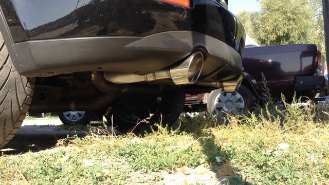 Infiniti Fx35 Gtr35 Exhaust Gold Start Sound.