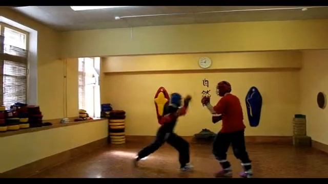 Занятия в школе Ушу. Wushu. 武術 Спарринг. Видео. Москва. смотреть онлайн