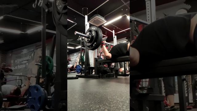 Жим лежа с упоров (от середины упоров) 3ПМ,но 135*1 смотреть онлайн