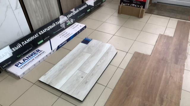 SPC ламинат Planker Дуб Роял 3006