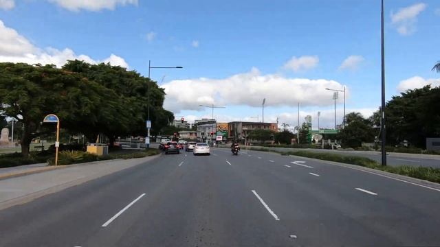 Old Brisbane Airport Hangar 7 and a trip through the City. смотреть онлайн