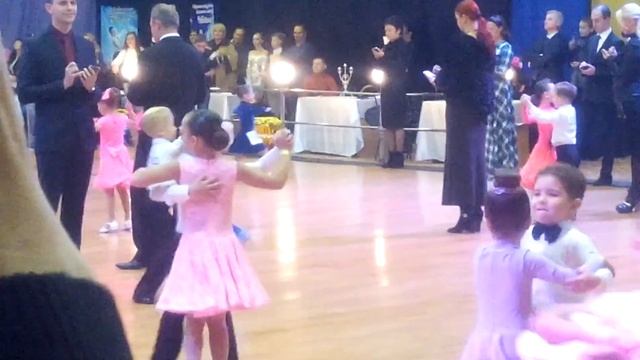 Лев и Мира - вальс. смотреть онлайн