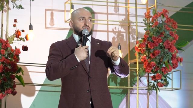 ТЫСЯЧИ ДАГЕСТАНЦЕВ в Духовном центре смотреть онлайн