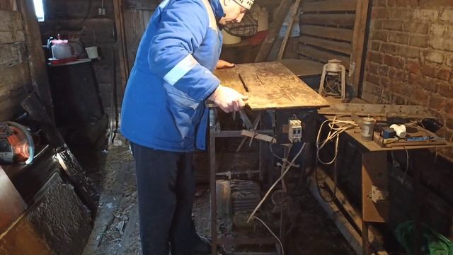 занимаюсь своей мастерской!