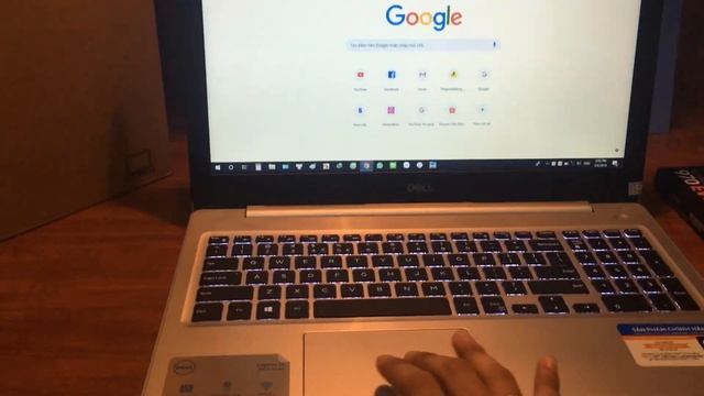 Mở hộp Laptop Dell Inspiron 5570 I5/8250U/4GB/AMD 2GB/1TB chính hãng смотреть онлайн