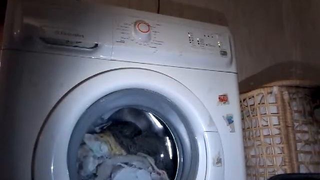 Стирка тест порошока МИФ МОРОЗНАЯ СВЕЖЕСТЬ 60 градусов и 600 об в мин смотреть онлайн