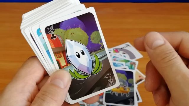 ДИКОВИНКА! ИГРАЛЬНЫЕ КАРТЫ РАСТЕНИЯ ПРОТИВ ЗОМБИ (колода №3) смотреть онлайн