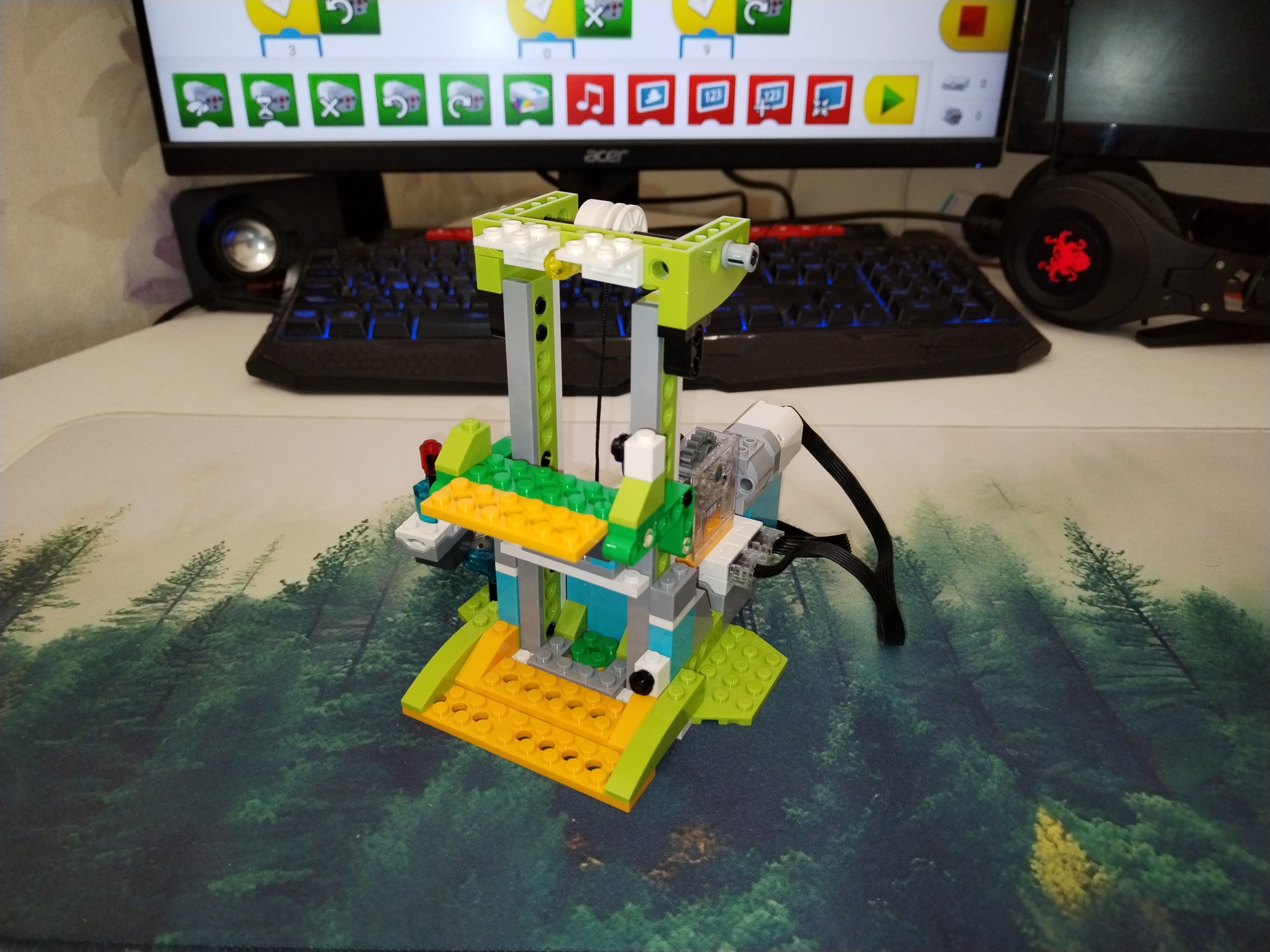 Лифт Wedo 2.0 инструкция по сборке. Education wedo 2.0 elevator tutorial. смотреть онлайн