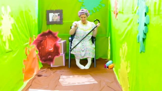Can Ryan Escape the Giant Box Fort Obby Challenge! смотреть онлайн