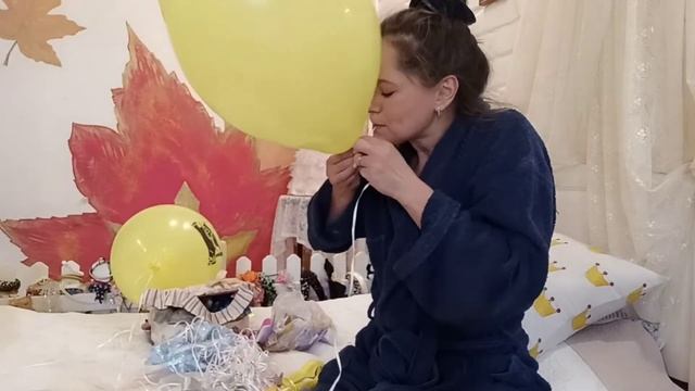 Наряжаю комнату к приезду дочек из Лагеря "Красная Горка" смотреть онлайн