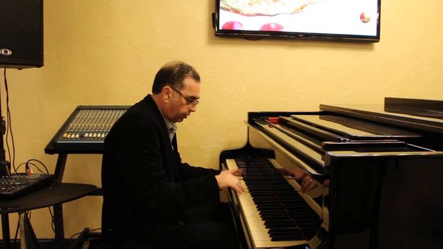 Джазовое попурри . Леонид Бронштейн отель "Никитин" 2.01.2021. смотреть онлайн
