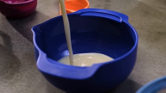 Набор мисок с мерными чашами Nest 9 Plus мультиколор - 40031 Joseph Joseph