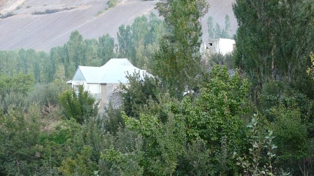 Рубоихони, Жители горного села "Мадрушкад" смотреть онлайн