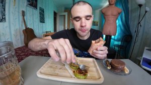 МУКБАНГ ШАУРМА / ЛЮЛЯ КЕБАБ В СЫРНОМ ЛАВАШЕ / КАБАЧКИ НА ГРИЛЕ / ОБЖОР / EATING Mukbang ASMR АСМР