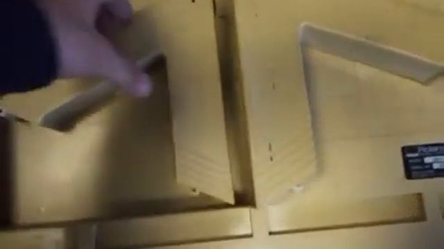 Древний планшетный плоттер ROLAND DXY-1200 смотреть онлайн