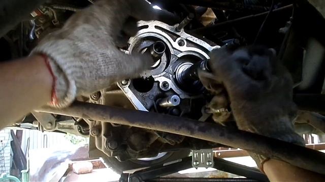 Замена подшипника валов кпп приора не снимая коробку.. смотреть онлайн