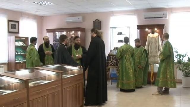 Фотовыставка, посвященная тысячелетию присутствия русских монахов на святой горе Афон. смотреть онлайн