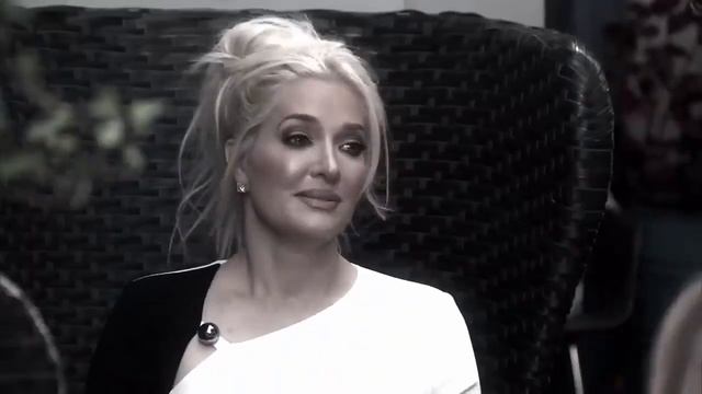 The Real Housewives of Beverly Hills Season 10 The PERFECT Beverly Hills Game! смотреть онлайн