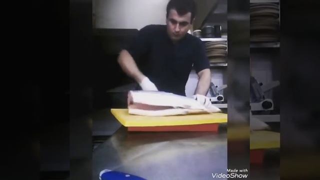 Как правильно резать семгу смотреть онлайн