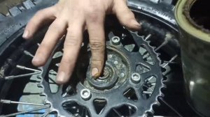 Vlog#2 Как поставить задние колесо на питбайк