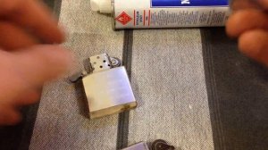 Zippo отличить от китайской подделки.