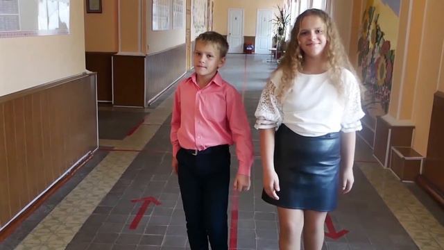 День учителя у Козятинському ЗНВК №9"Свято онлайн" смотреть онлайн